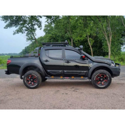 Купити Молдинги дверей (4 шт, ABS) для Mitsubishi L200 2006-2015 рр