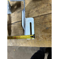 Купить Универсальный крепеж для боковых порогов (тип-1)