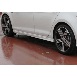 Купити Бокові пороги DPT V-6 (чорний глянець) для Volkswagen Golf 7/E-Golf