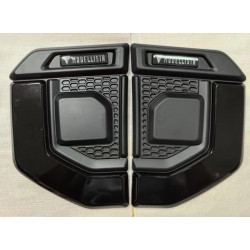 Купити Накладки на крила Modellista для Toyota Land Cruiser Prado 250