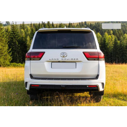 Купить Накладка на задний бампер GXR Черный цвет для Toyota Land Cruiser 300