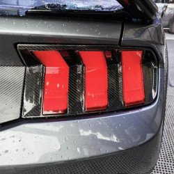 Купити Накладки на задні ліхтарі (Карбон) для Ford Mustang 2024- рр