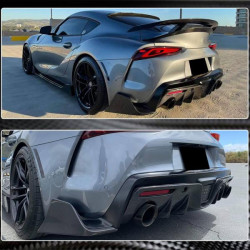 Купити Накладки на задній бампер (Карбон) для Toyota Supra 2019- рр