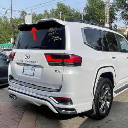 Купити Спойлер Modelista Білий для Toyota Land Cruiser 300