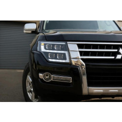 Купити Передні фари LXR для Mitsubishi Pajero Wagon IV