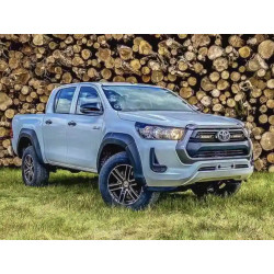 Купити Комплект оптики на Toyota Hilux 2021+ LAZER LINEAR-6