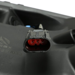 Купить Передние фары Dodge Ram 1500 Classic 2006-2008 LED LUXX серия черные AlphaRex AHL-DR06-PL-SA-B