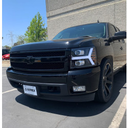 Купить Передние фары LED Chevrolet Silverado 2007-2013 LED LUXX серия углево-черные AlphaRex AHL-CL07-PL-SA-LB