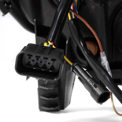 Купить Передние фары LED GMC Sierra 2014-2018 LED LUXX серия черные AlphaRex AHL-GS14-PL-SA-B