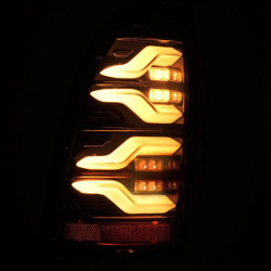 Купить Задние фары Toyota Tacoma 2005-2015 LED LUXX серия цвет Alpha-Black AlphaRex RTL-TT05-SA-YS-LB