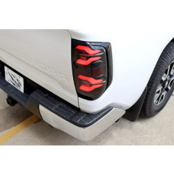 Купить Задние фары Toyota Tundra 2014-2021 LED LUXX серия черные AlphaRex RTL-TUN14-SA-YW-BS