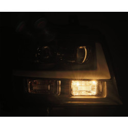 Купить Передние фары LED G2 Style Chevy Tahoe 2007-2013 LUXX серия черные AlphaRex AHL-CT07-PL-SA-B