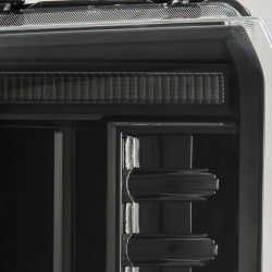 Купить Передние фары Ford F250 2005-2007 LED LUXX серия цвет Alpha-Black AlphaRex AHL-FD05-PL-SA-FLB