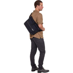 Купить Наплечная сумка Thule Paramount Crossbody 14L (Black) (TH 3205007)