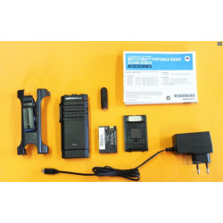 Купить Цифровая портативная радиостанция Motorola SL1600 UHF DISPLAY PTO502D 2300T