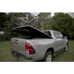 Купити Кришка багажного відсіку PROFORM Tango без дуг (чорна, текстурована) TOYOTA HILUX 15+ 10052702NOBAR