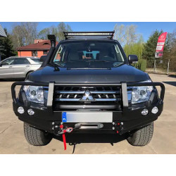 Buy Front bumper with kangaroo for Mitsubishi Pajero IV 06-15 Fabryka 4x4 ZPMP
