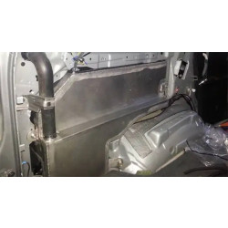 Купити Бак для води 30 л на задню ліву арку Nissan Patrol Y61 Фабрика 4x4