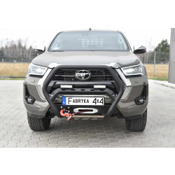 Купити Знімний кенгурятник для бампера slim Toyota Hilux 20+ Fabryka 4х4