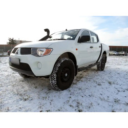 Купити Захисні пороги для Mitsubishi L200 05-10 F4X4