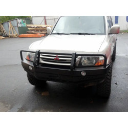 Купити Передній бампер з кенгурятником Mitsubishi Pajero III 05-10 F4X4