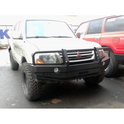 Купити Передній бампер з кенгурятником Mitsubishi Pajero III 05-10 F4X4