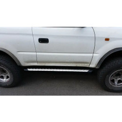 Купить Защитные пороги для Toyota Prado 90 96-02 F4X4