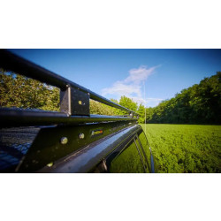 Buy A cargo cart with a Toyota Land Cruiser net 105 1998+ F4X4