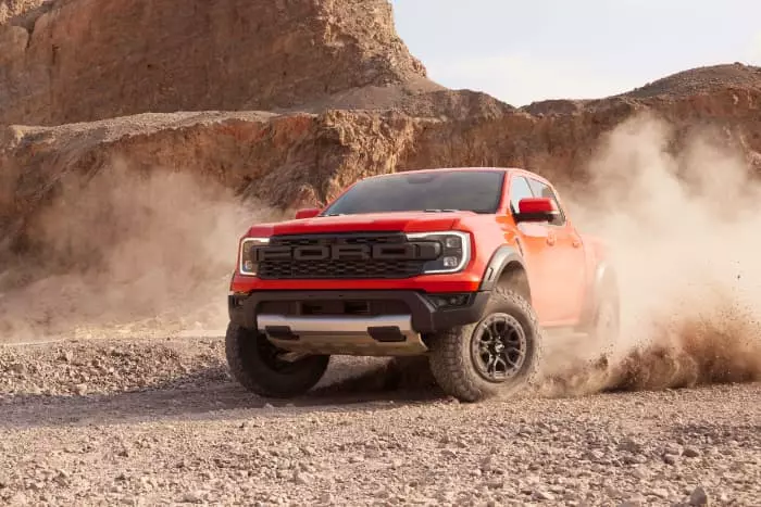 Вийшов Ford Ranger Raptor 2023 – ідеальний пікап для українських доріг?