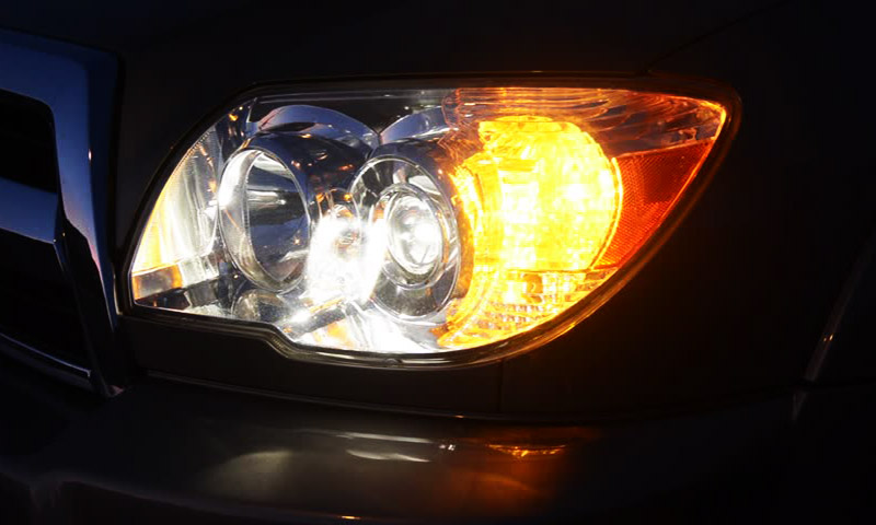 Преимущества галогенных фар Особенности галогенных фар