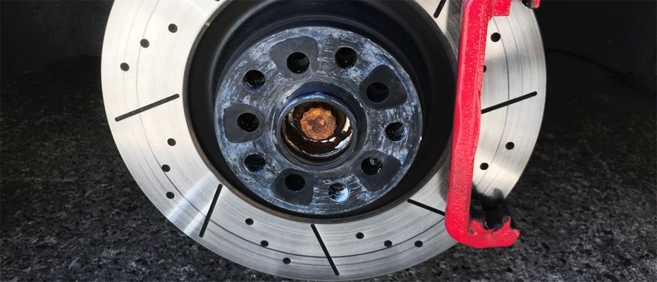 Різновиди гальмівних дисків на позашляховик