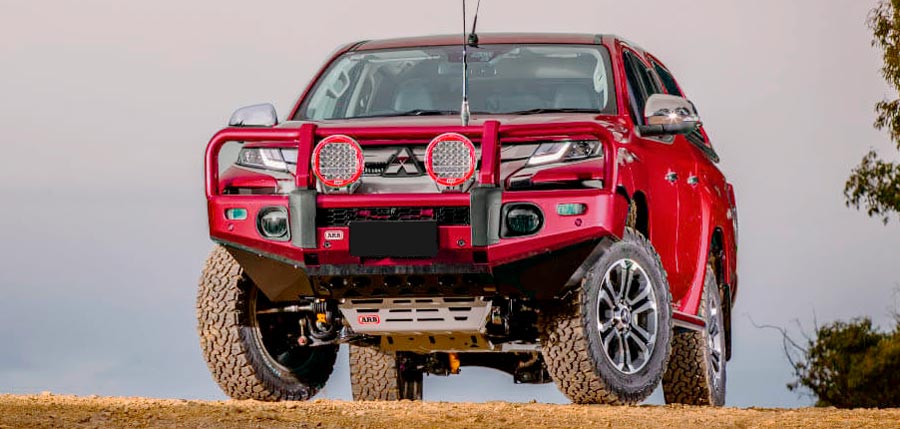 Mistdubishi L200 для бездоріжжя і експедицій купити запчастини в Україні