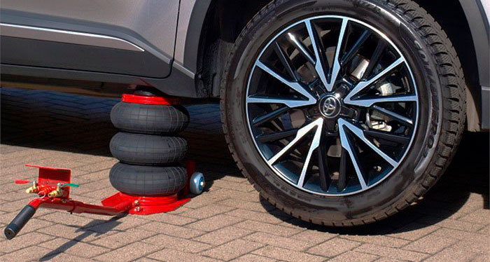 Пневматический подкатной домкрат для легковых автомобилей купить в Украине дешево по отличной цене