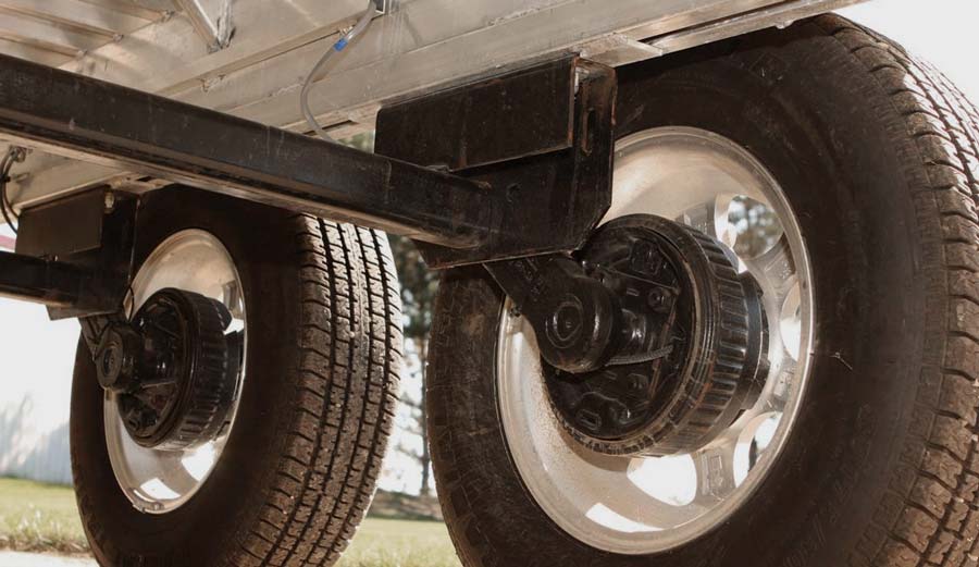 Прицепная ось для прицепа