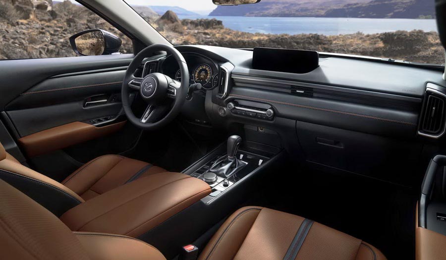 Салон нової моделі Mazda CX-50 купити з доставкою по Україні