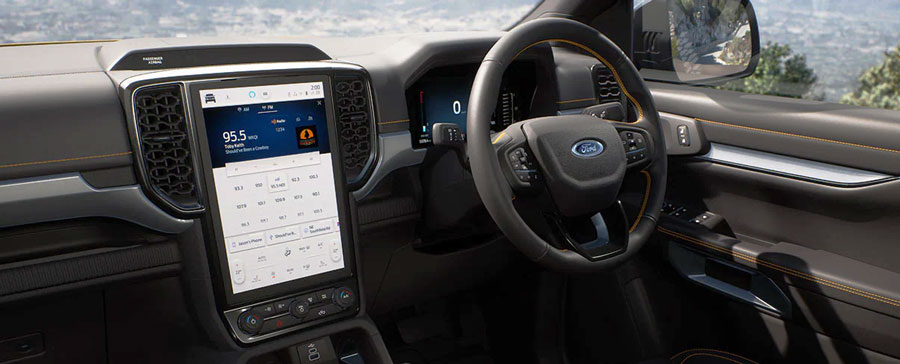 Оновлений сучасний інтер'єр для нової моделі купити аксесуари в Україні з доставкою ціна