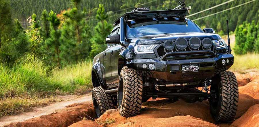Модифицированный для бездорожья Ford Ranger Модифицированный для бездорожья Ford Ranger купить тюнинг в Украине с доставкой цена запчасти аксессуары