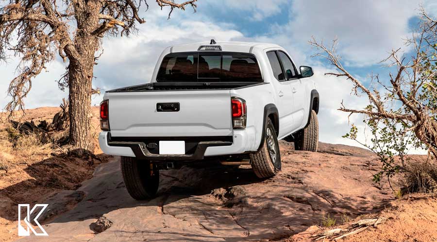 Пікап Toyota Land Cruiser 300 Пікап Toyota Land Cruiser 300 купити в Україні