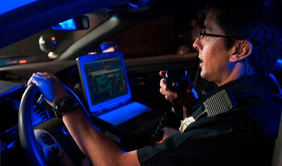 Автомобільні сирени в поліцейському автомобілі Автомобільні сирени в поліцейському автомобілі купити сирену для поліції Україна офіційно ціна з доставкою