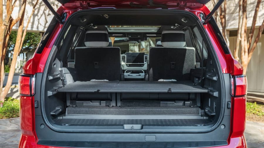 Багажное отделение Toyota Sequoia 2023 года Багажное отделение Toyota Sequoia 2023 года купить детали аксессуары в Украине цена