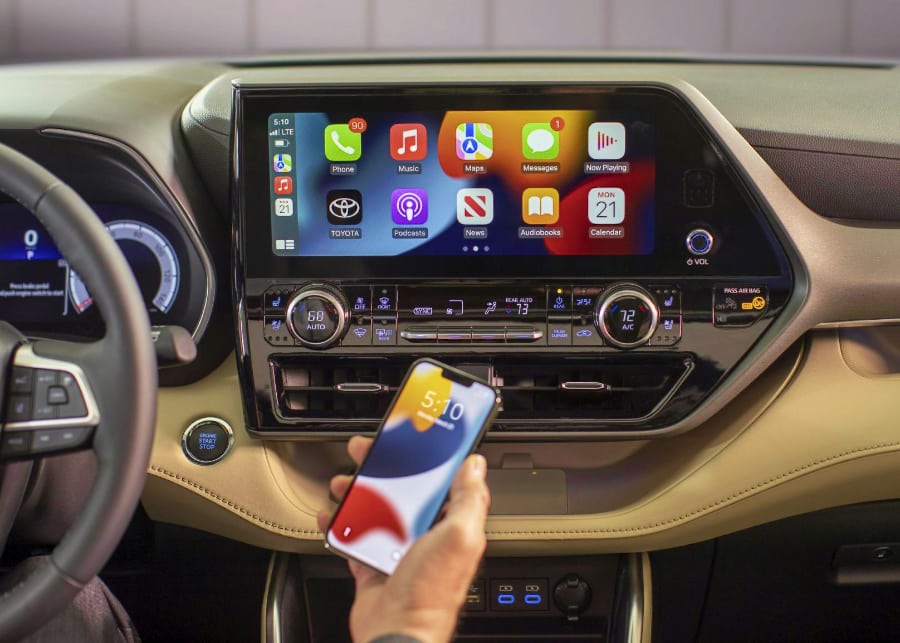 Новая система мультимедиа для Toyota Highlander 2023 купить аксессуары для автомобилей в Украине цена с доставкой