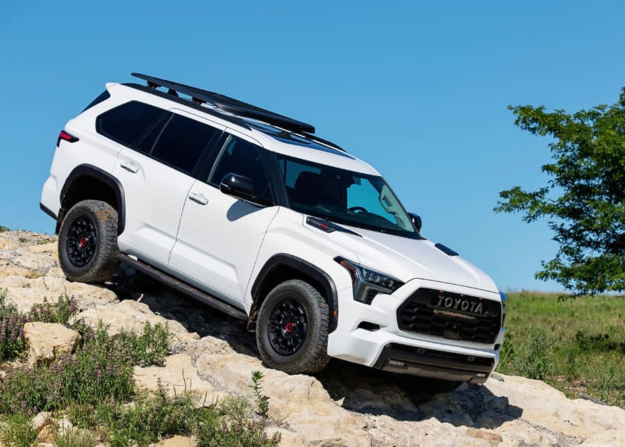 TRD Pro версия Toyota Sequoia 2023 для бездорожья TRD Pro версия Toyota Sequoia 2023 для бездорожья купить тюнинг лебедку Украина цена с доставкой