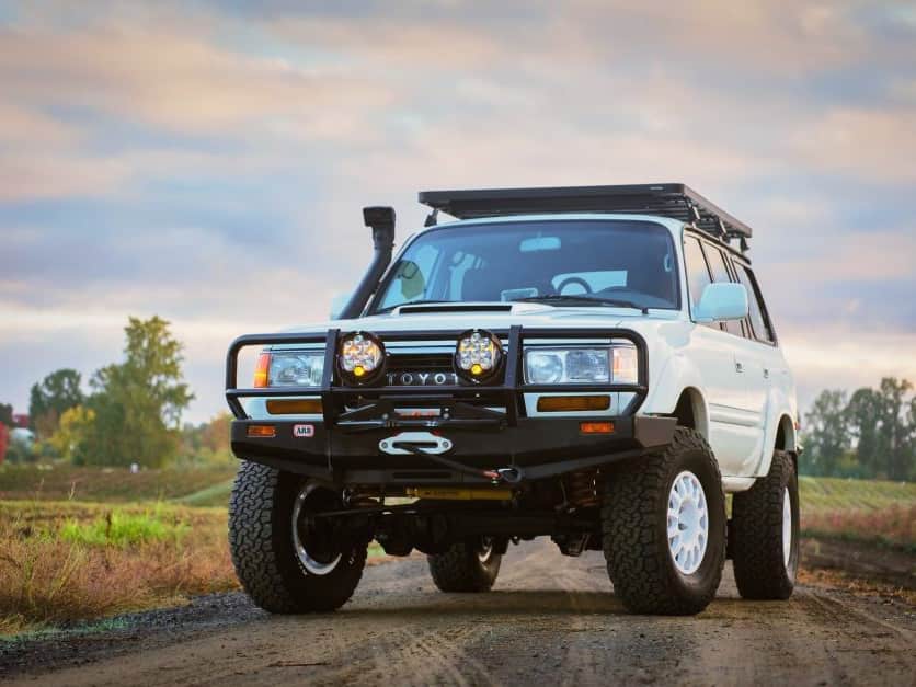 Почему Toyota Land Cruiser 80 стоит купить сейчас Почему Toyota Land Cruiser 80 стоит купить сейчас цена тюнинг Киев Винница оффроуд