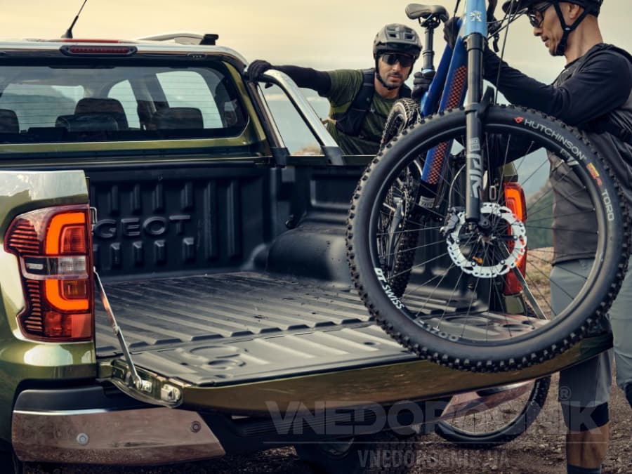 Кузов пікапа Пежо Ландтрек купити в Україні тюнінг ціна кунг ролет кришка на кузов