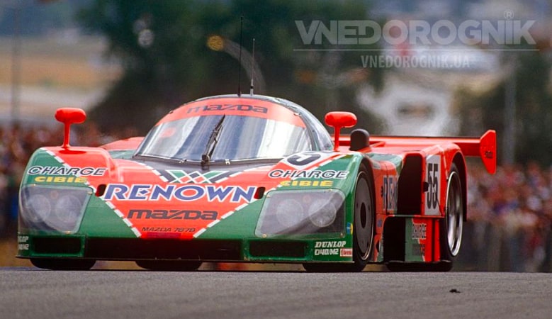 Автомобиль Mazda 787B выиграл престижную гонку "24 часа Ле-Ман" Автомобиль Mazda 787B выиграл престижную гонку "24 часа Ле-Ман"
