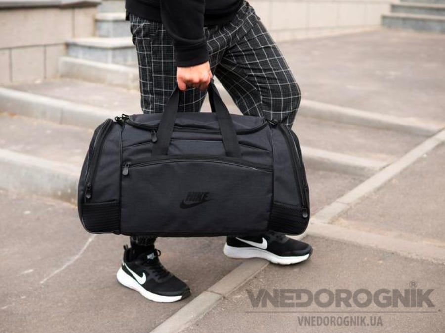 Замовити сумку для подорожей, походів, походу в спортзал купити в наявності ціна в Україні
