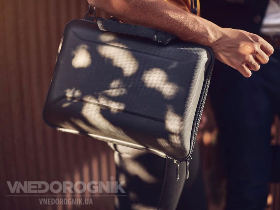 Чохли для ноутбуків Thule купити в Україні оригінал з доставкою ціна дилер