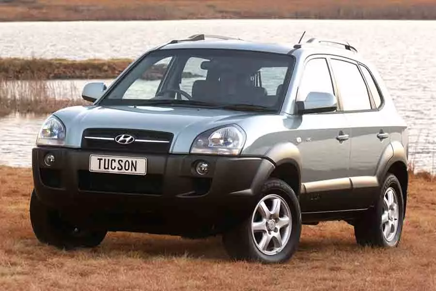 купити запчастини на Hyundai Tucson JM