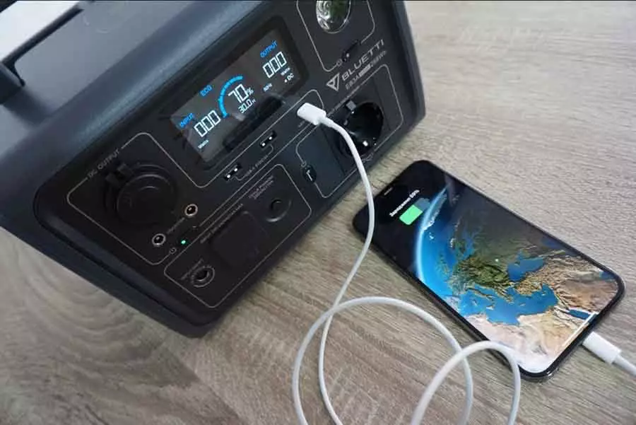 Заряджання смартфона купити зарядну станцію для зарядки телефона