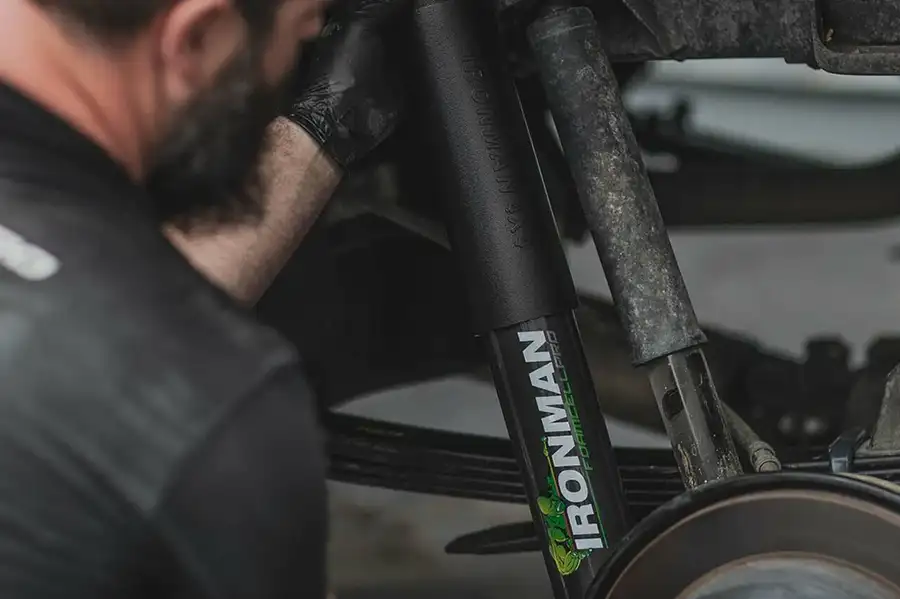 Установка амортизатора Ironman купить амортизатор айронмен на тойота ленд крузер прадо 120